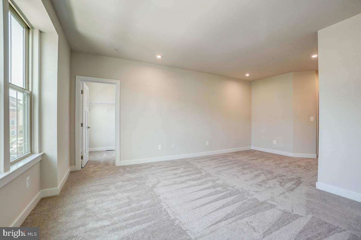 43004 Prophecy Terrace Sterling, VA 20166 - Photo 21 of 30
