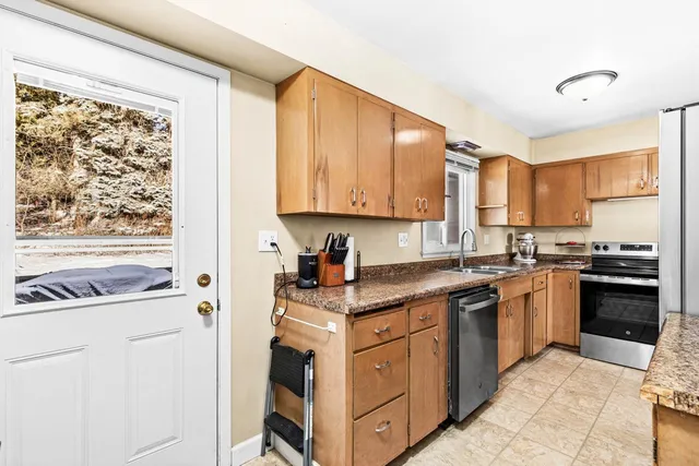 $350,000 | 105 Lyons Street, Duluth, MN 55811