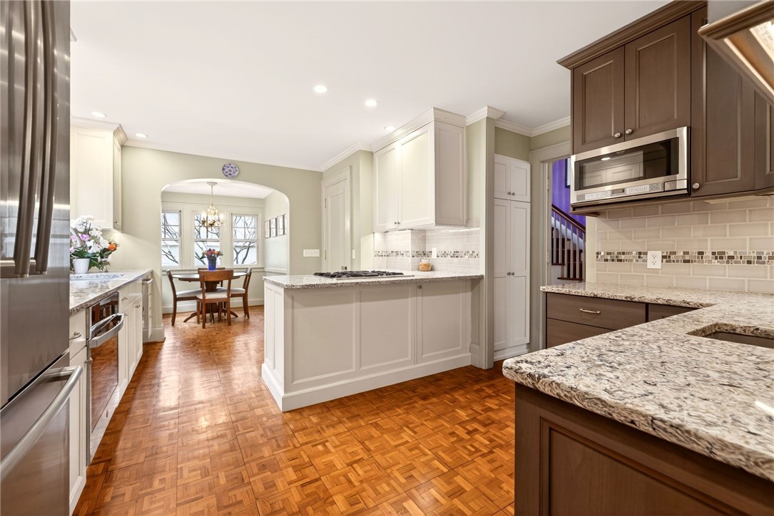 391 Beresford Road Rochester, NY 14610 - Photo 11 of 44