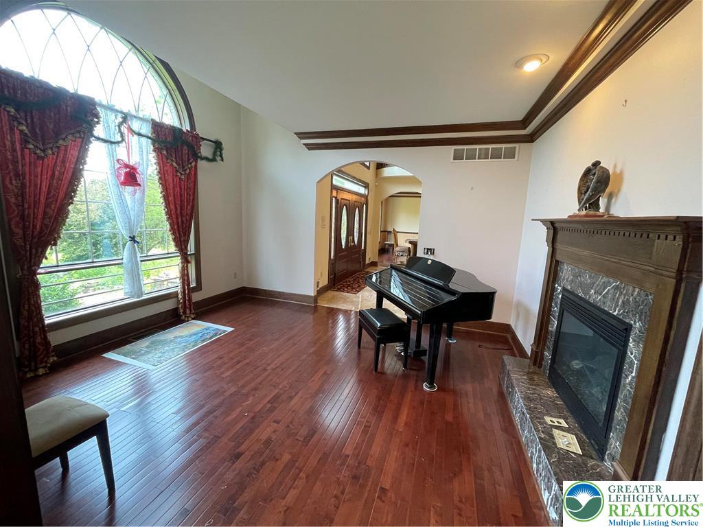 459 Mt Pleasant Road Bangor, PA 18013 - Photo 31 of 86 a living room with furniture and a fireplace