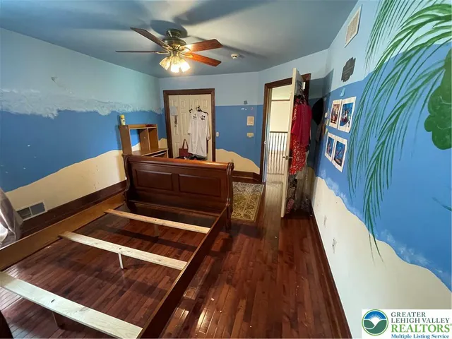 $1,299,000 | 459 Mt Pleasant Road, Bangor, PA 18013