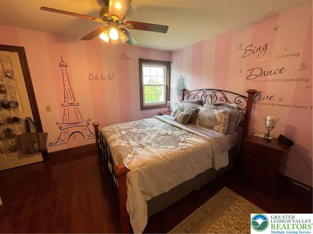 $1,299,000 | 459 Mt Pleasant Road, Bangor, PA 18013