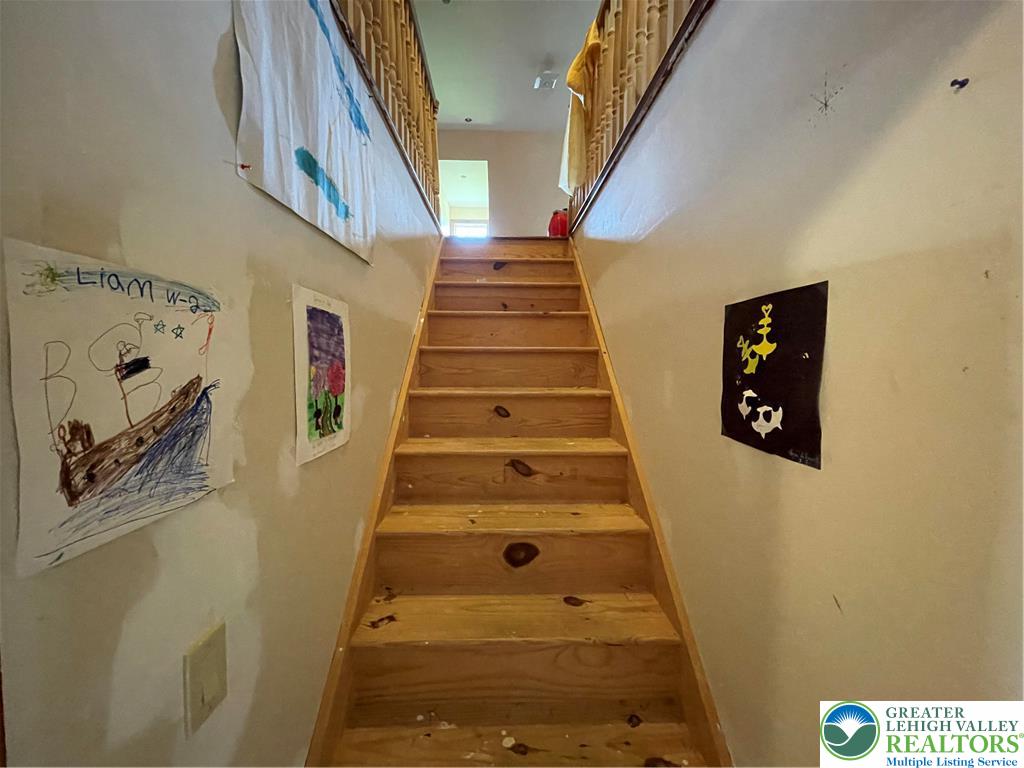 459 Mt Pleasant Road Bangor, PA 18013 - Photo 76 of 86 Current photo of home