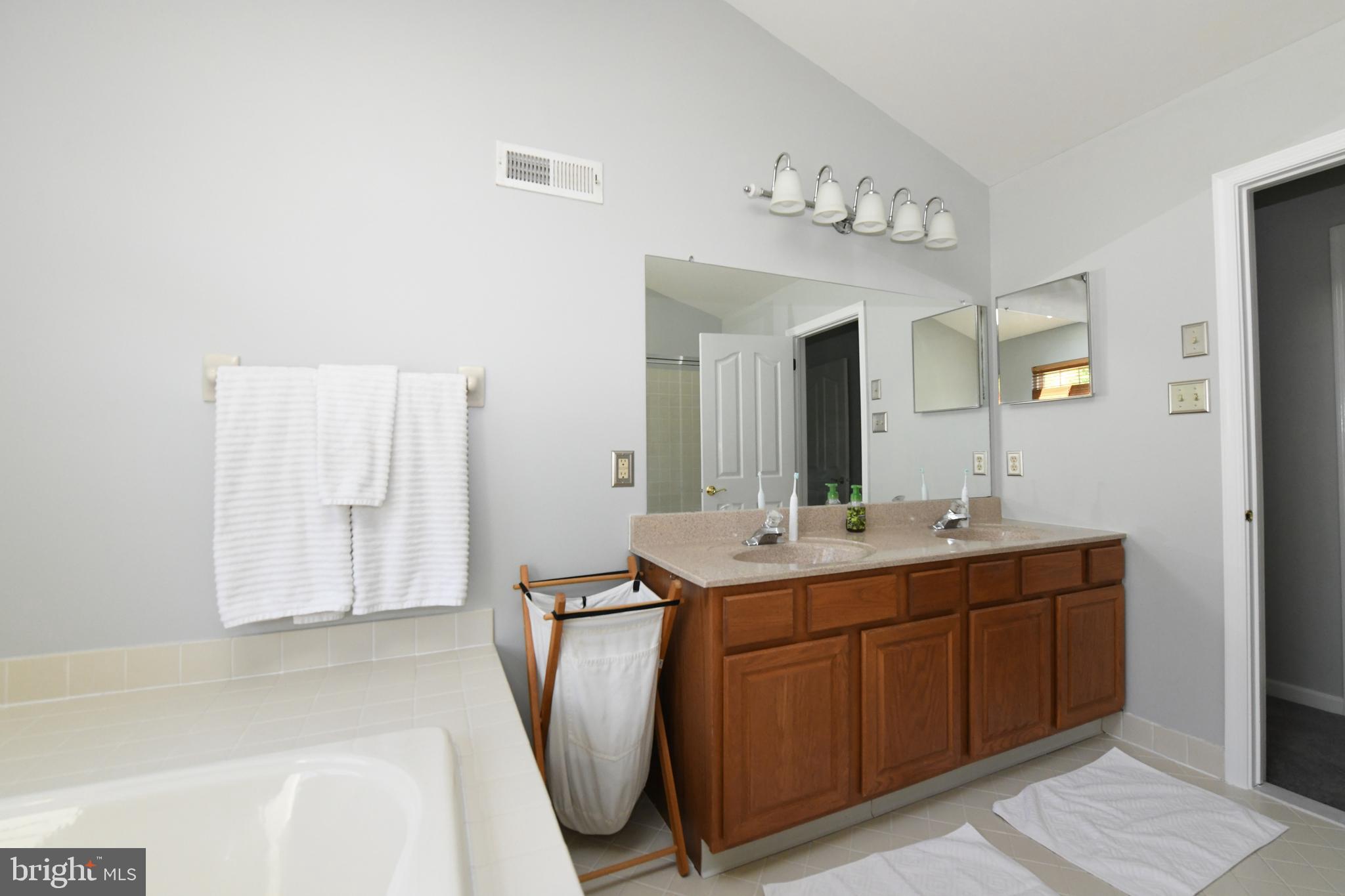 319 Manor Road Harleysville, PA 19438 - Photo 14 of 27 Gallery Image 14