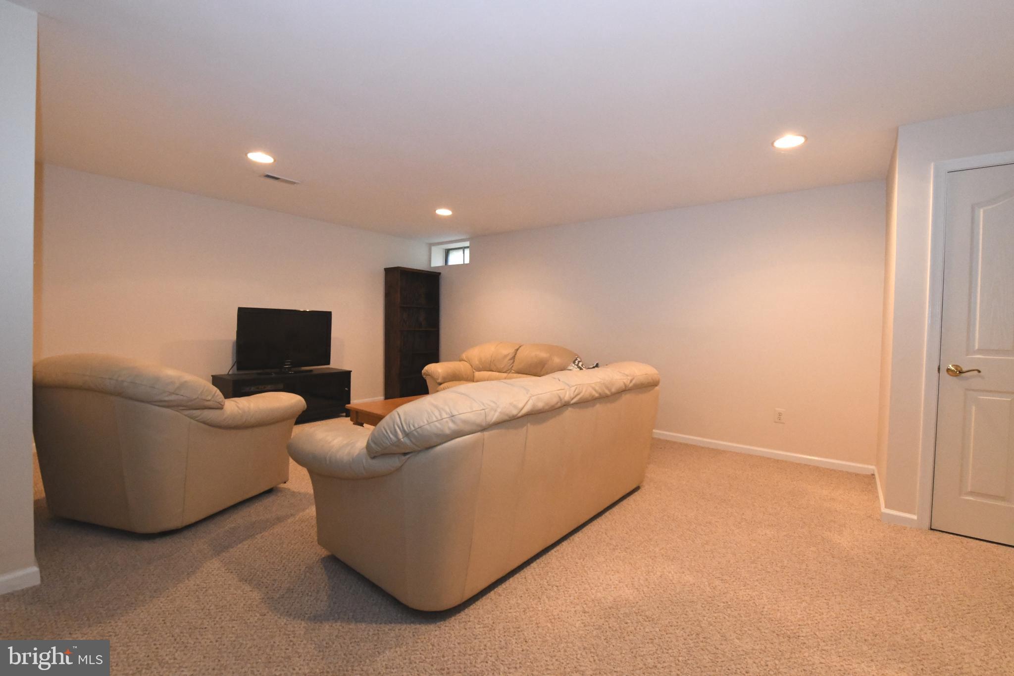 319 Manor Road Harleysville, PA 19438 - Photo 22 of 27 Gallery Image 22