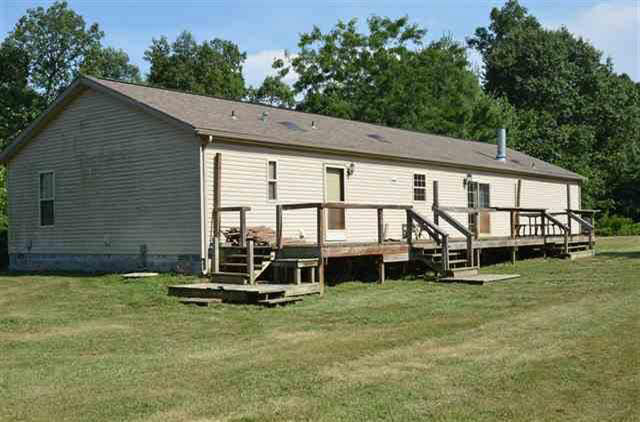4960 South Reeves Road Scottsburg, IN 47170 - Photo 5 of 28