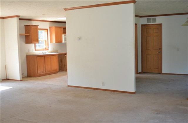 4960 South Reeves Road Scottsburg, IN 47170 - Photo 8 of 28