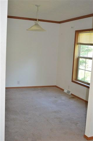 4960 South Reeves Road Scottsburg, IN 47170 - Photo 9 of 28