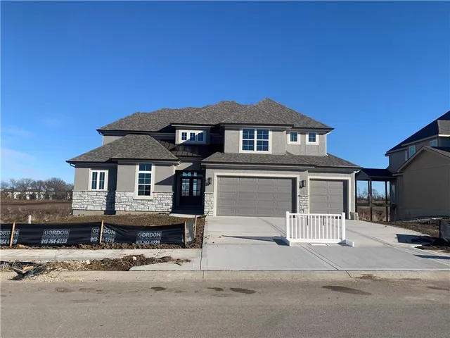 $695,950 | 10415 North Liberty Street, Kansas City, MO 64155