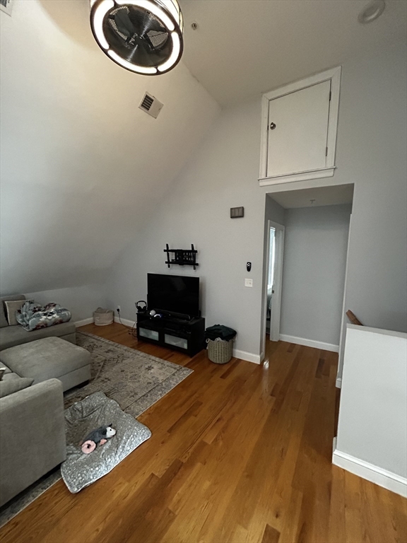 89 Wachusett Street, Unit 3 Boston, MA 02130 - Photo 2 of 9