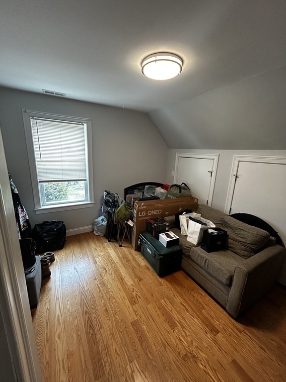 89 Wachusett Street, Unit 3 Boston, MA 02130 - Photo 5 of 9