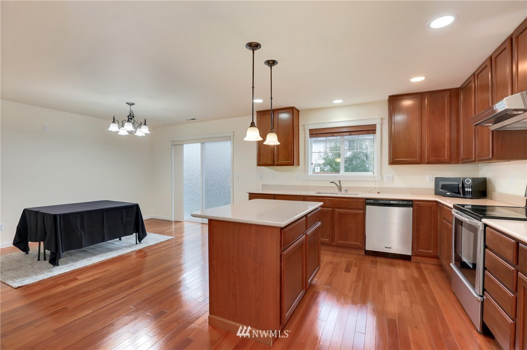 19111 13th Avenue Southeast Bothell, WA 98012 - Photo 6 of 25