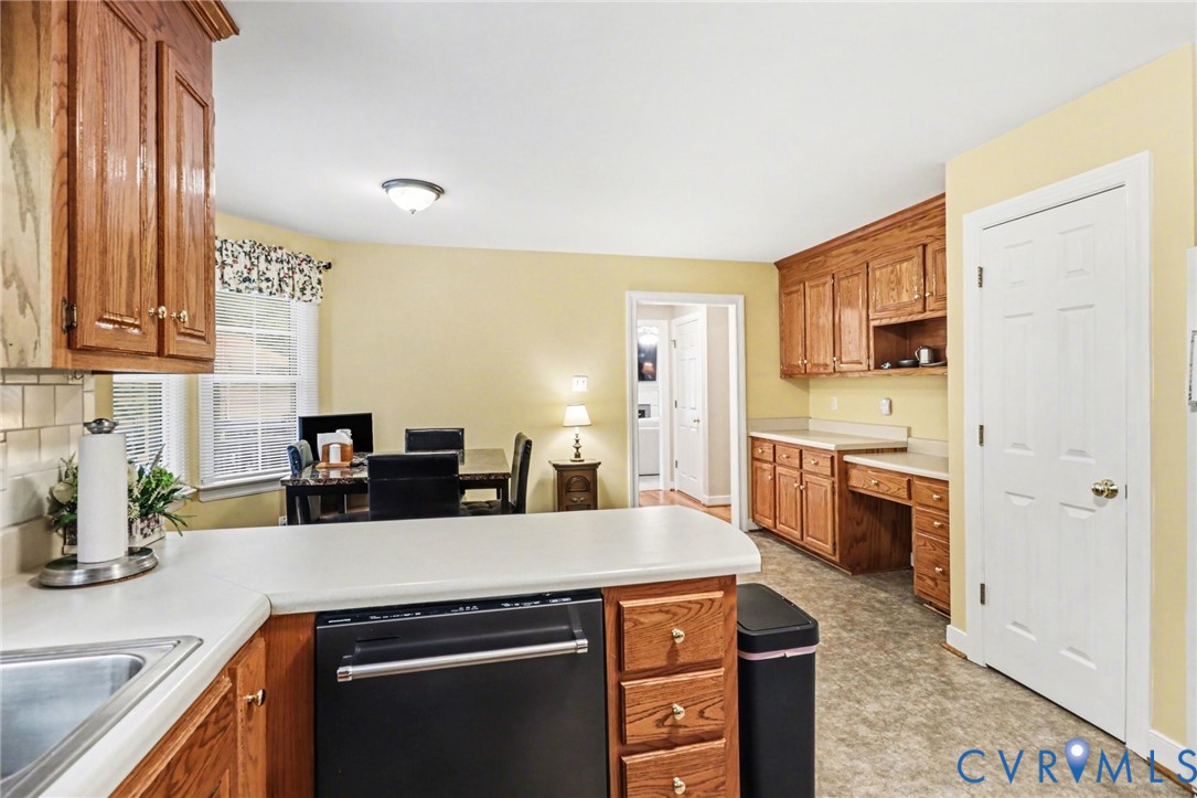 16406 Inchcape Road Moseley, VA 23120 - Photo 6 of 39