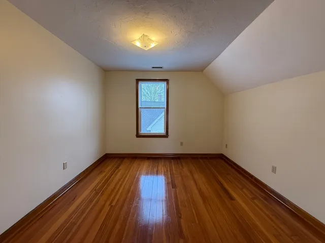 $1,950 | 132 Coburn Avenue, Unit 3, Worcester, MA 01604