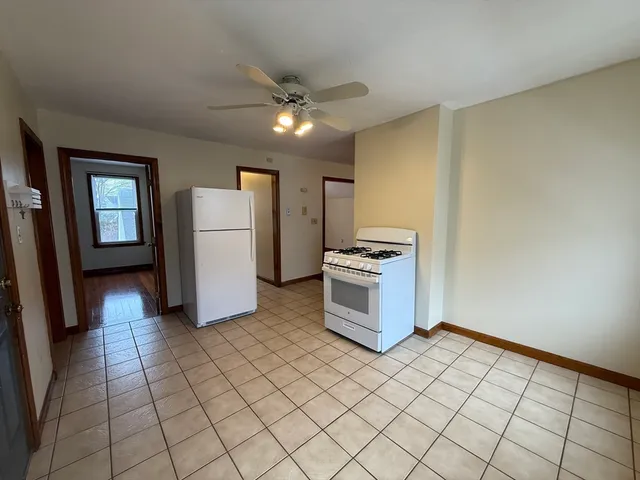 $1,950 | 132 Coburn Avenue, Unit 3, Worcester, MA 01604