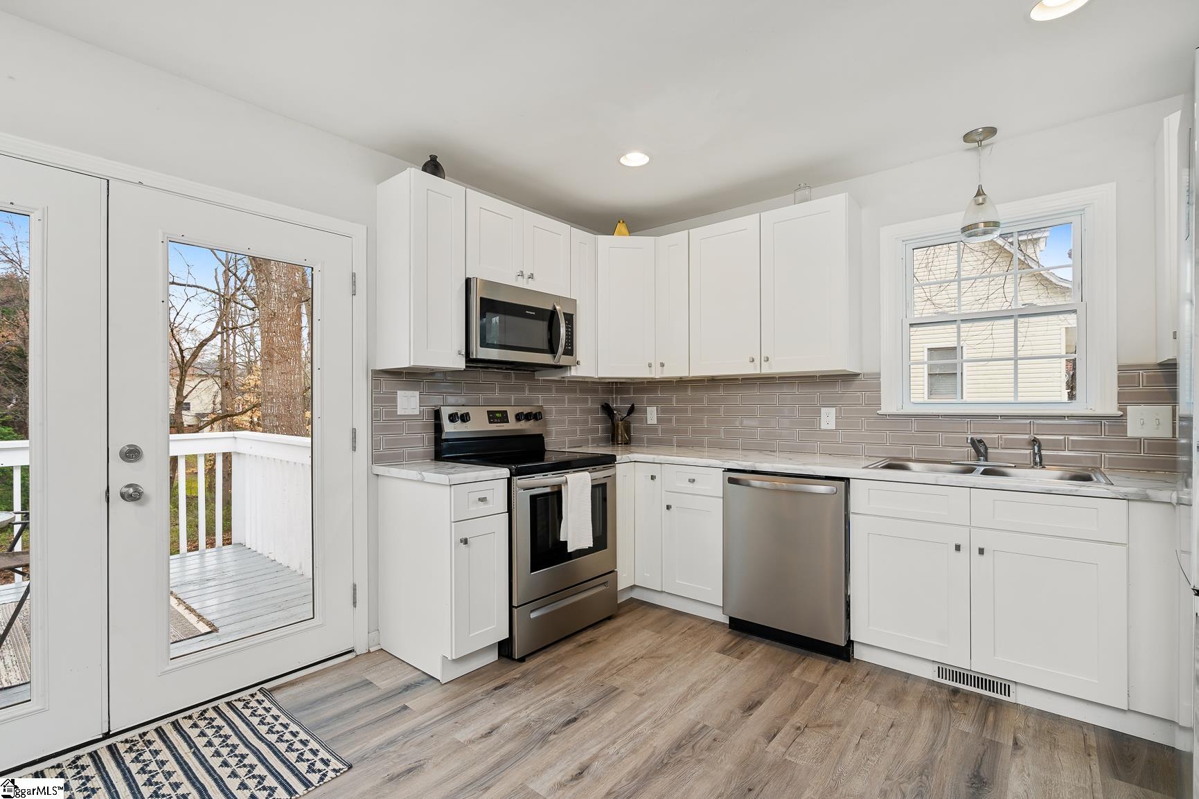3 North Kings Drive Fountain Inn, SC 29644 - Photo 8 of 24 Gallery Image 8