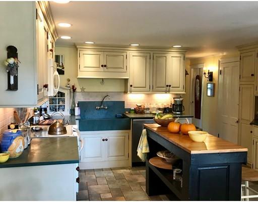 646 Greenfield Road Leyden, MA 01337 - Photo 8 of 42