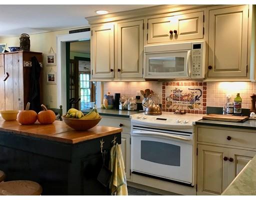 646 Greenfield Road Leyden, MA 01337 - Photo 9 of 42