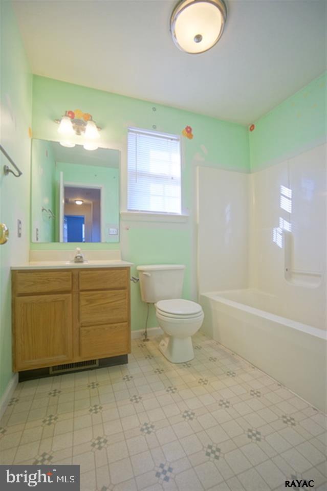 500 Pumping Station Road Hanover, PA 17331 - Photo 7 of 15