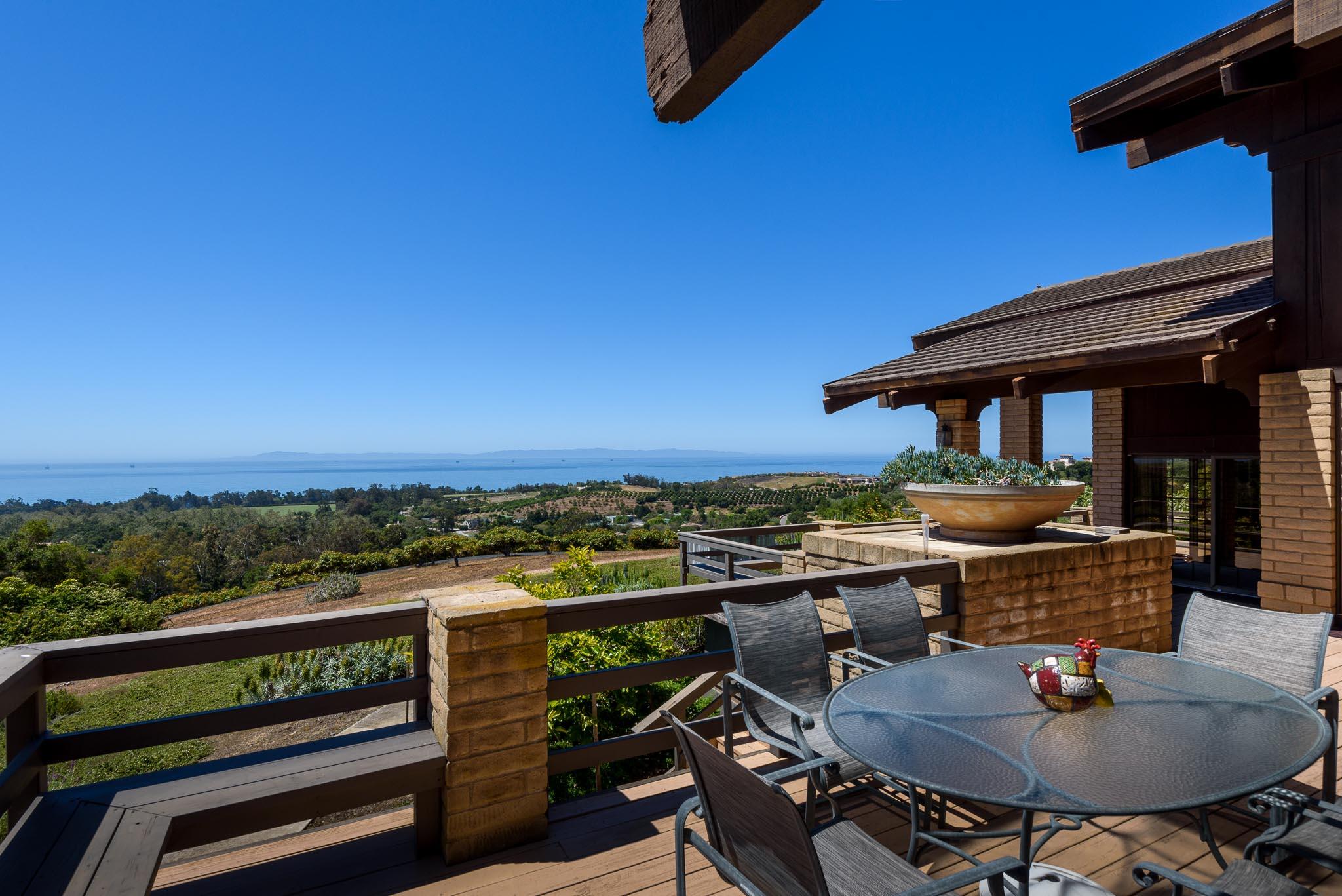 450 Lambert Road Carpinteria, CA 93013 - Photo 8 of 20 Entertainment Deck