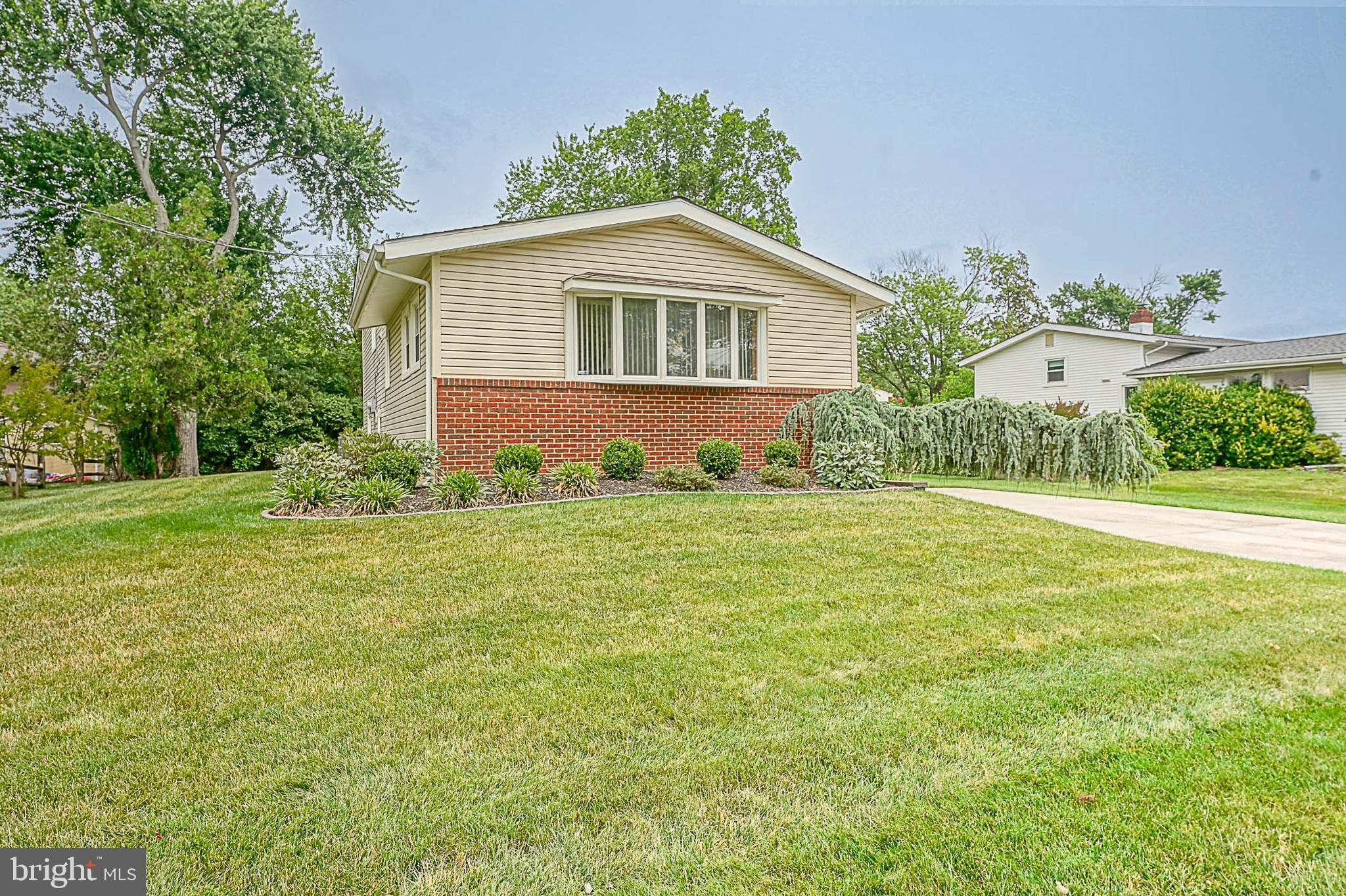 205 Cambridge Road Cherry Hill, NJ 08034 - Photo 2 of 39