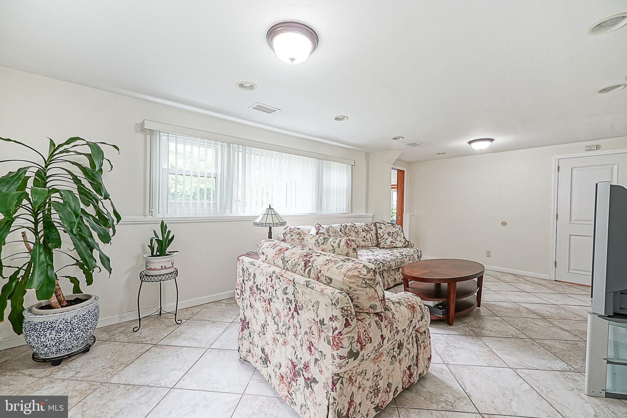 205 Cambridge Road Cherry Hill, NJ 08034 - Photo 27 of 39