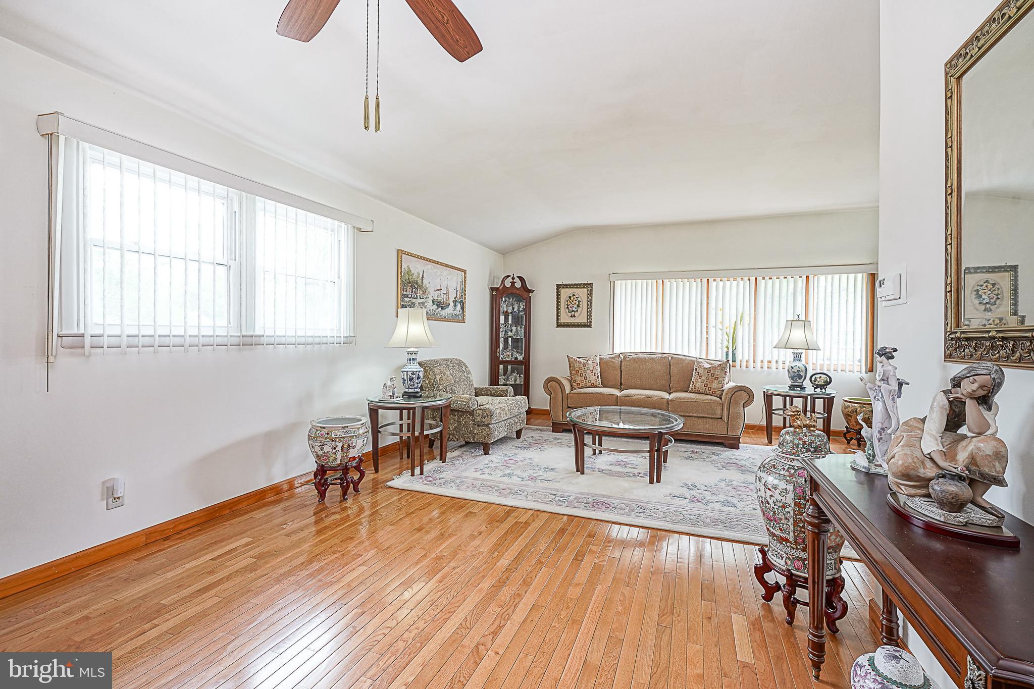 205 Cambridge Road Cherry Hill, NJ 08034 - Photo 5 of 39