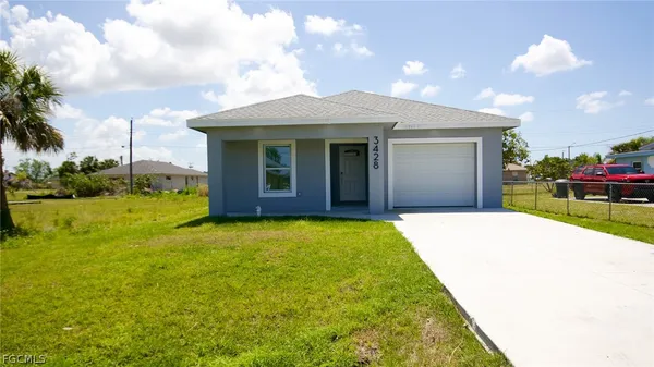 $2,500 | 3428 Jeffcott Street, Fort Myers, FL 33916