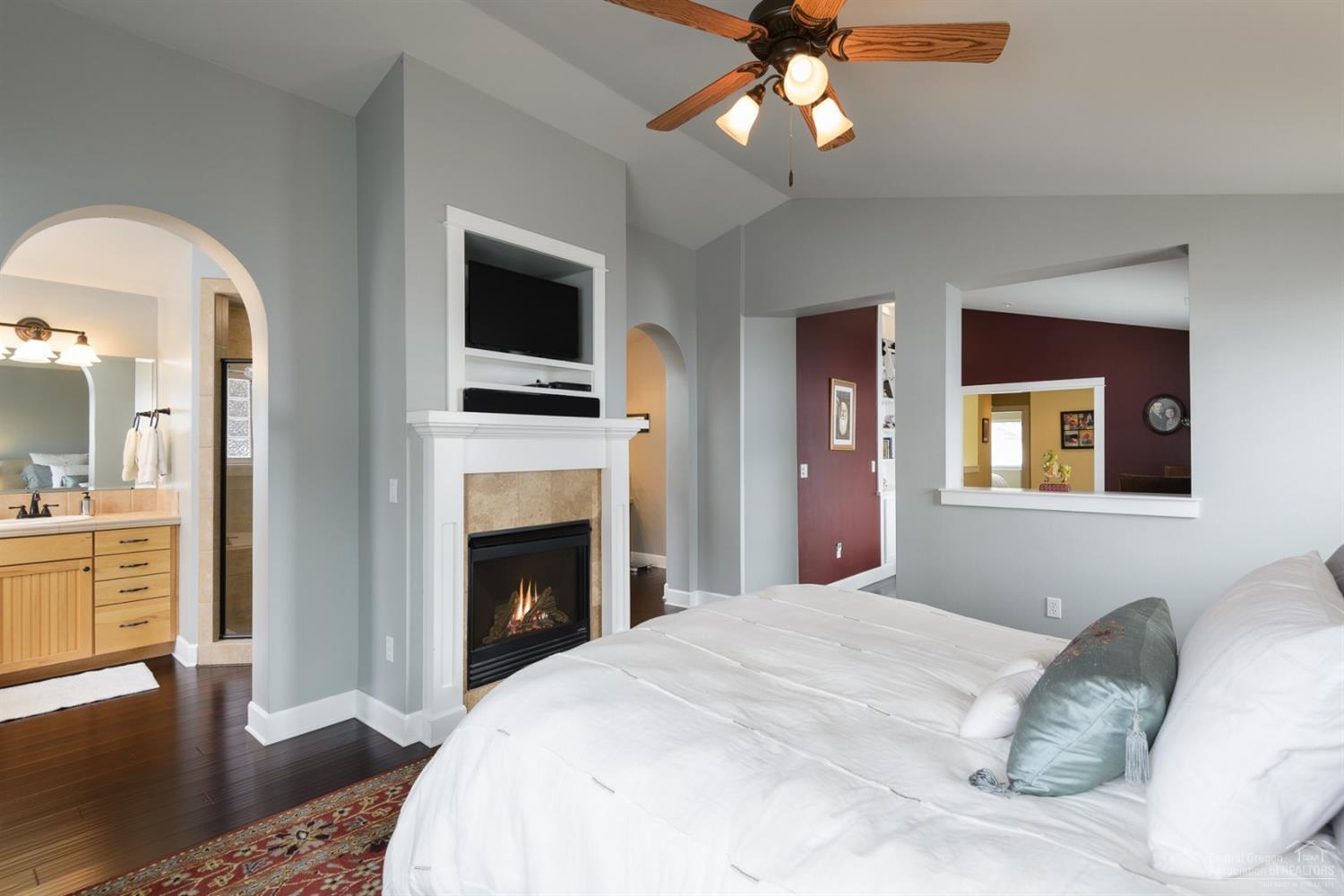 61430 Davis Lake Loop Bend, OR 97702 - Photo 14 of 25 Additional Photo