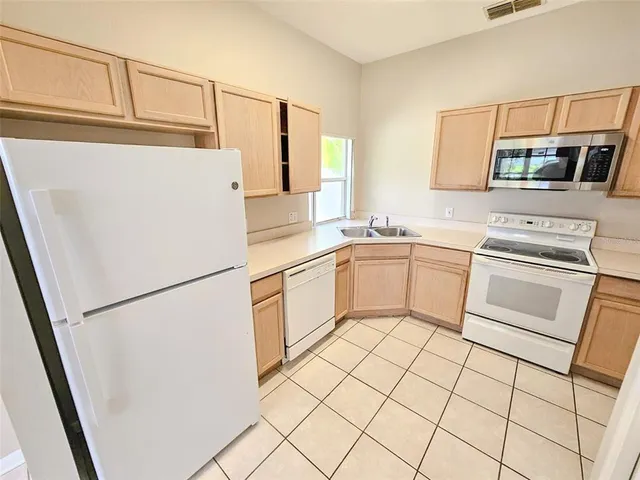 $2,650 | 3111 Crane's Cove Loop, Kissimmee, FL 34741