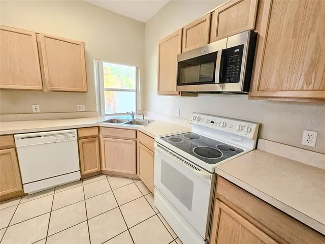 $2,650 | 3111 Crane's Cove Loop, Kissimmee, FL 34741