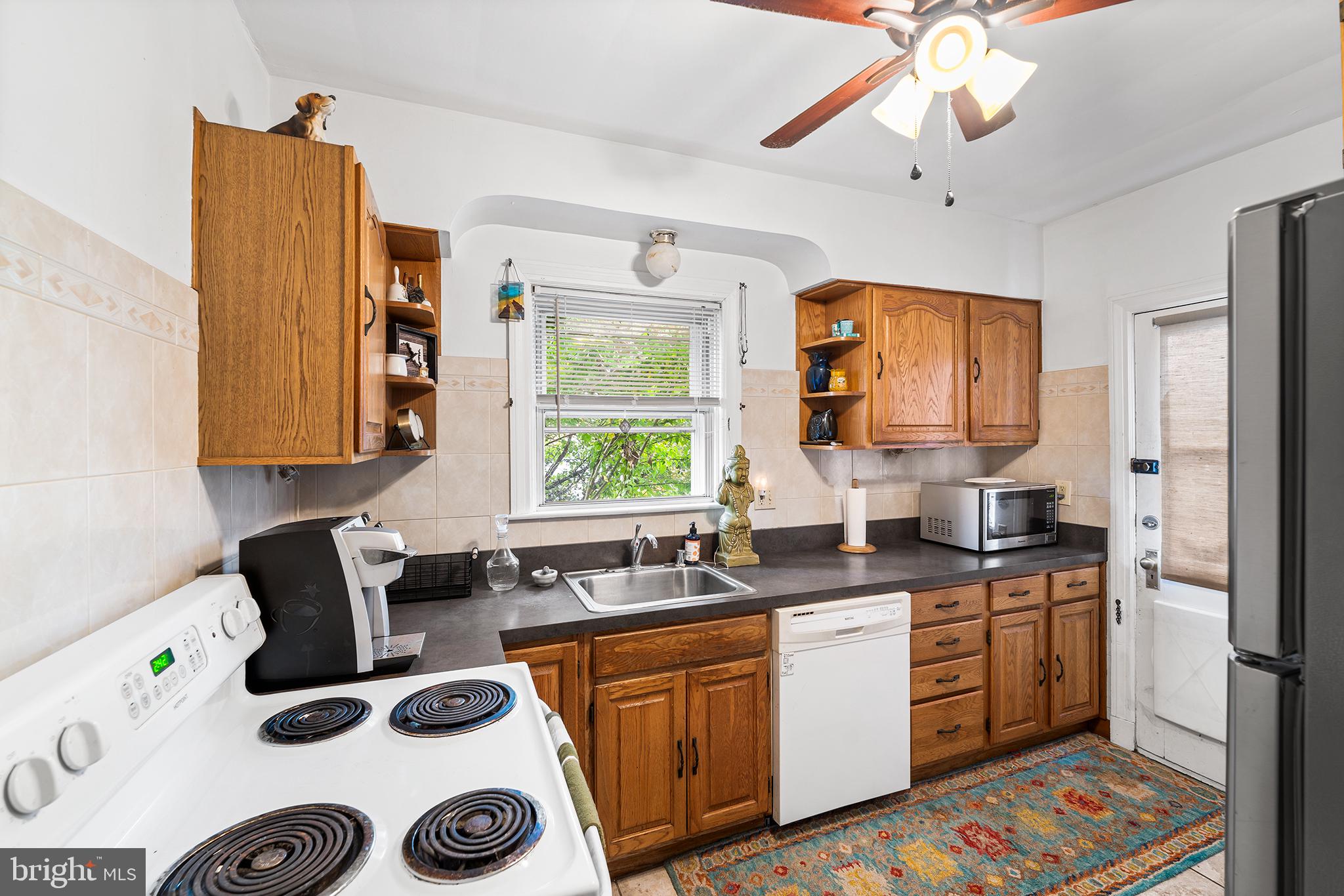 6823 Dunbar Road Dundalk, MD 21222 - Photo 9 of 29