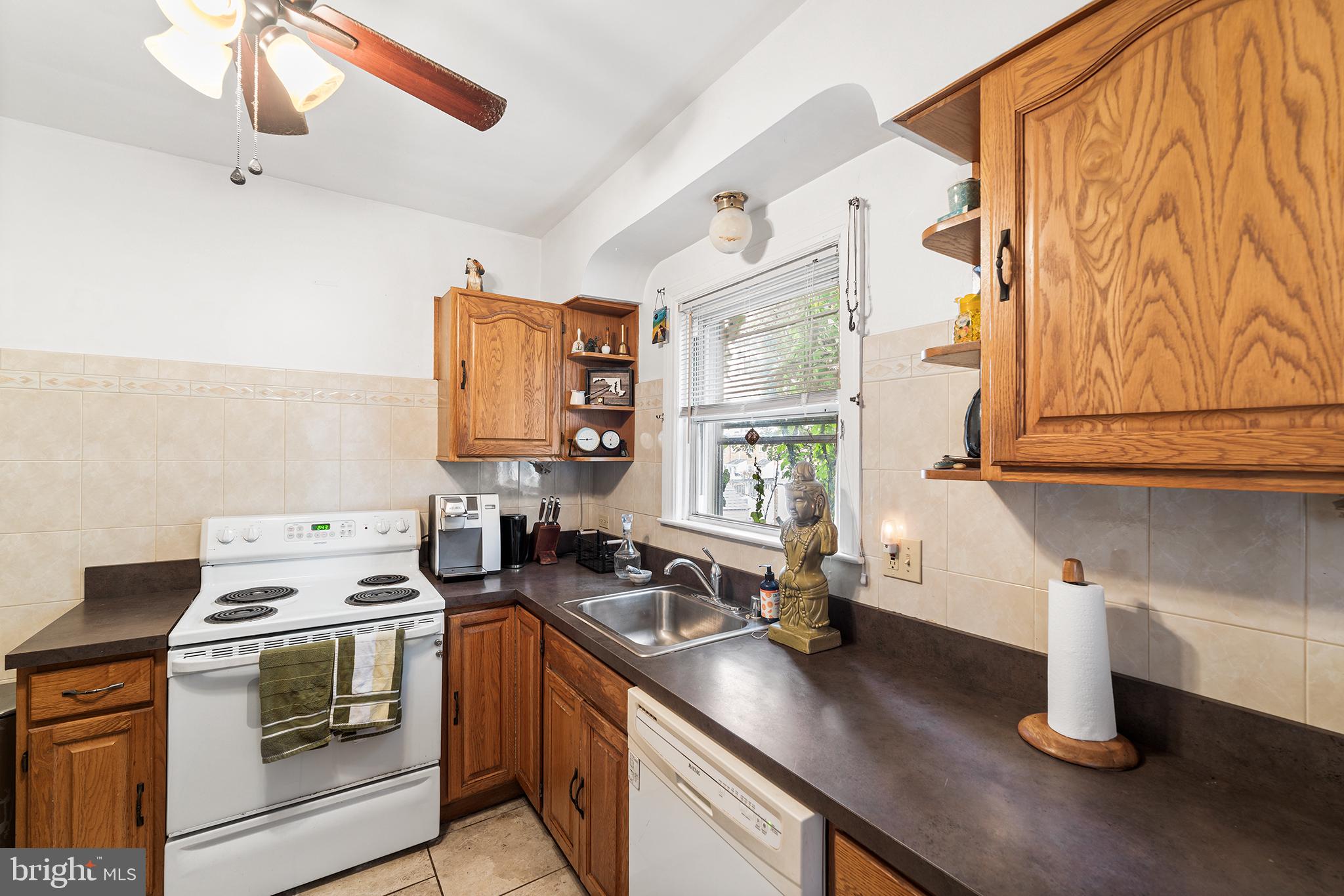 6823 Dunbar Road Dundalk, MD 21222 - Photo 10 of 29