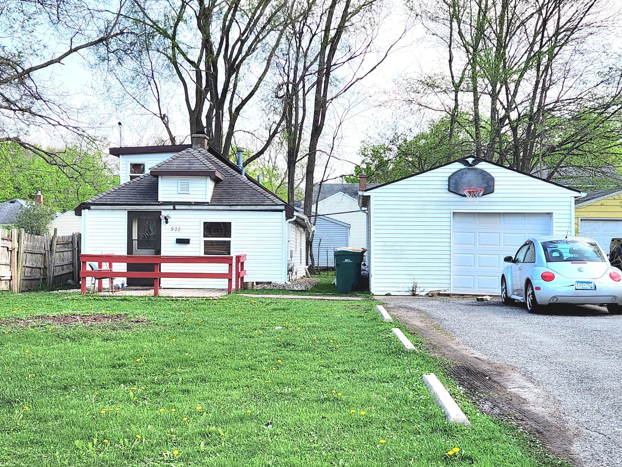 928 9 1/2 Street Southeast Rochester, MN 55904 - Photo 1 of 1 Gallery Image 1