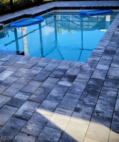 a view of a small yard