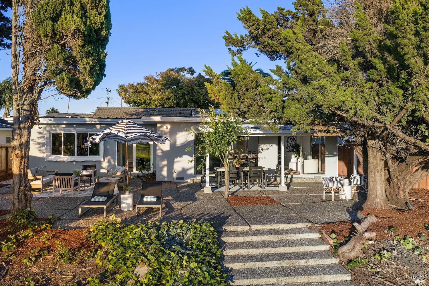 41 Montego Key Novato, CA 94949 - Photo 35 of 38