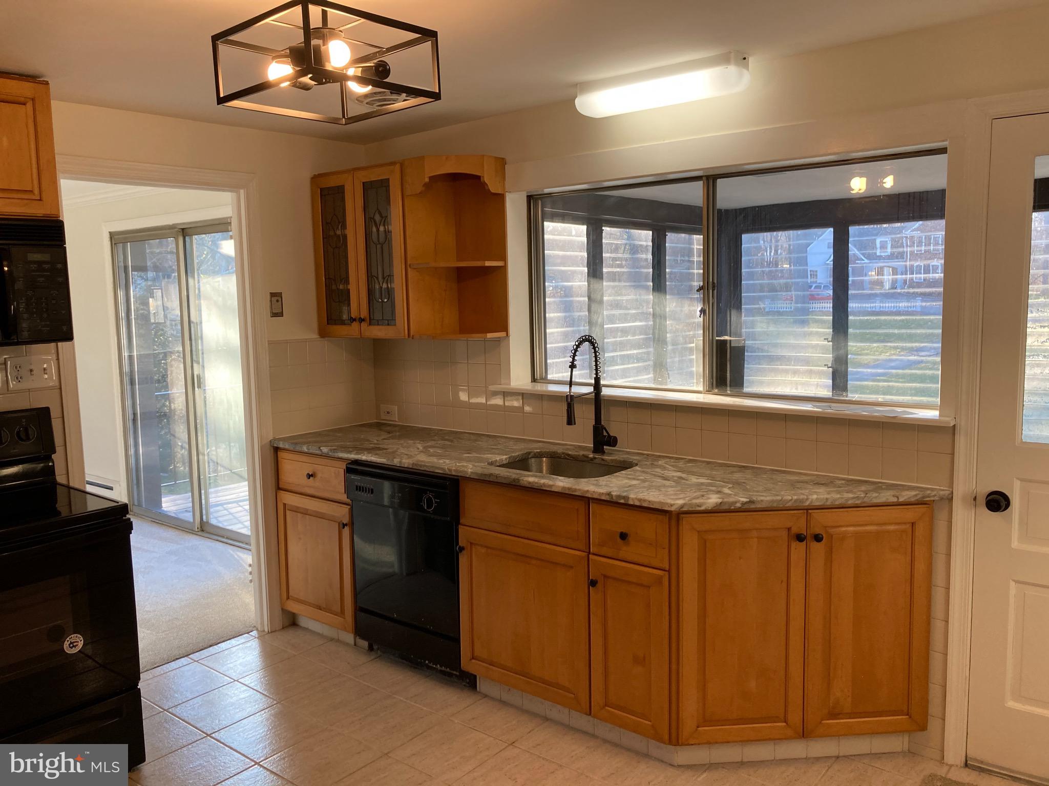 356 Marple Road Broomall, PA 19008 - Photo 14 of 59 Gallery Image 14