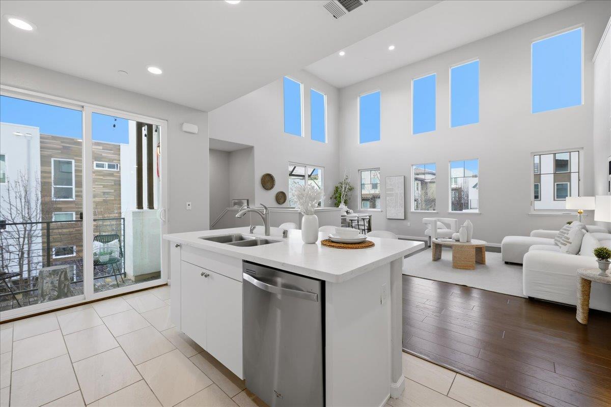 218 William Manly Street, Unit 2 San Jose, CA 95136 - Photo 12 of 65