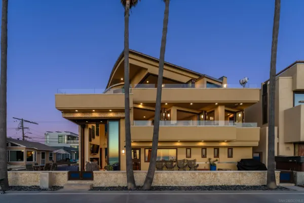 $7,500,000 | 3921 Ocean Front Walk, San Diego, CA 92109