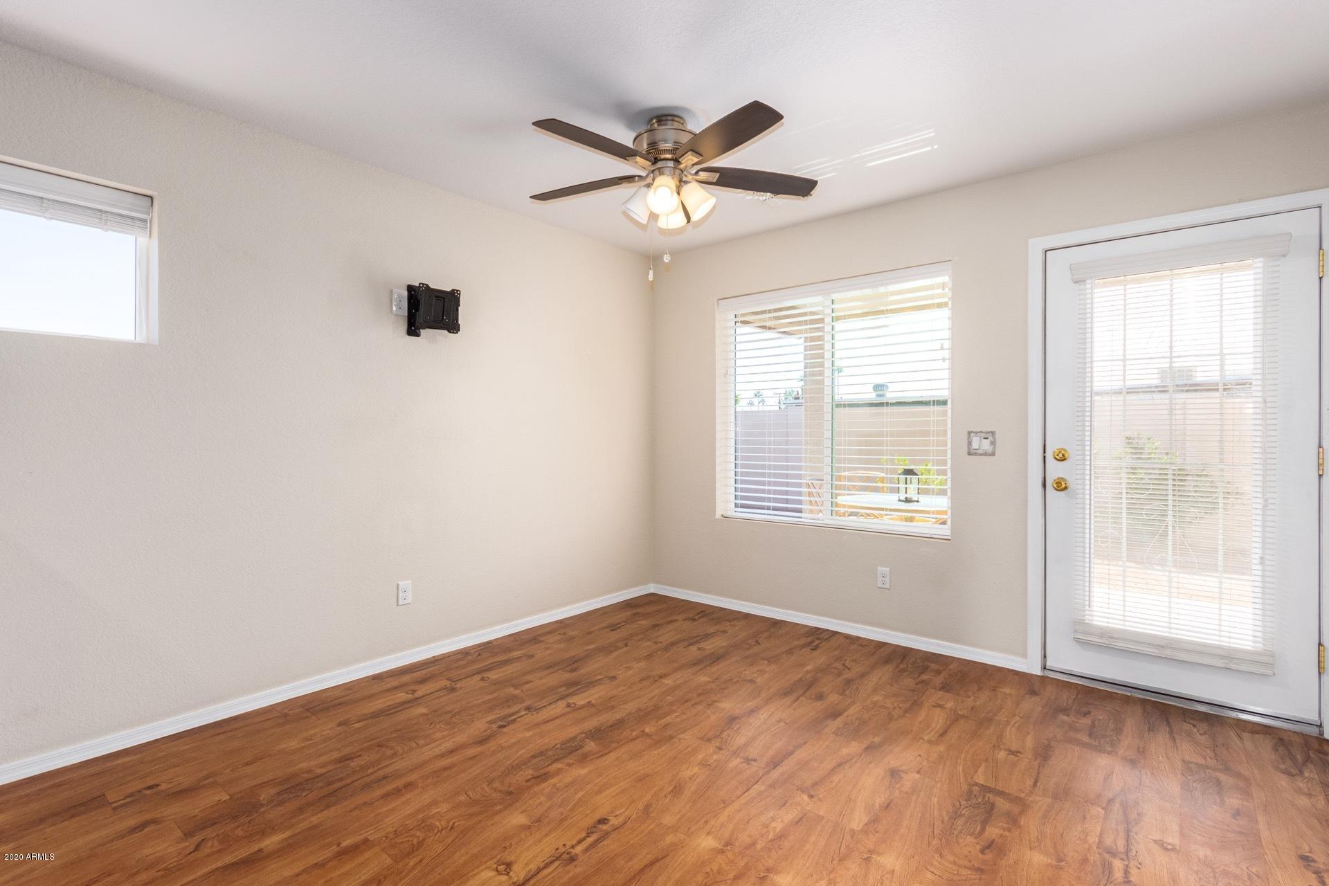 2729 East Phelps Road Phoenix, AZ 85032 - Photo 5 of 22 Family Room off kitchen