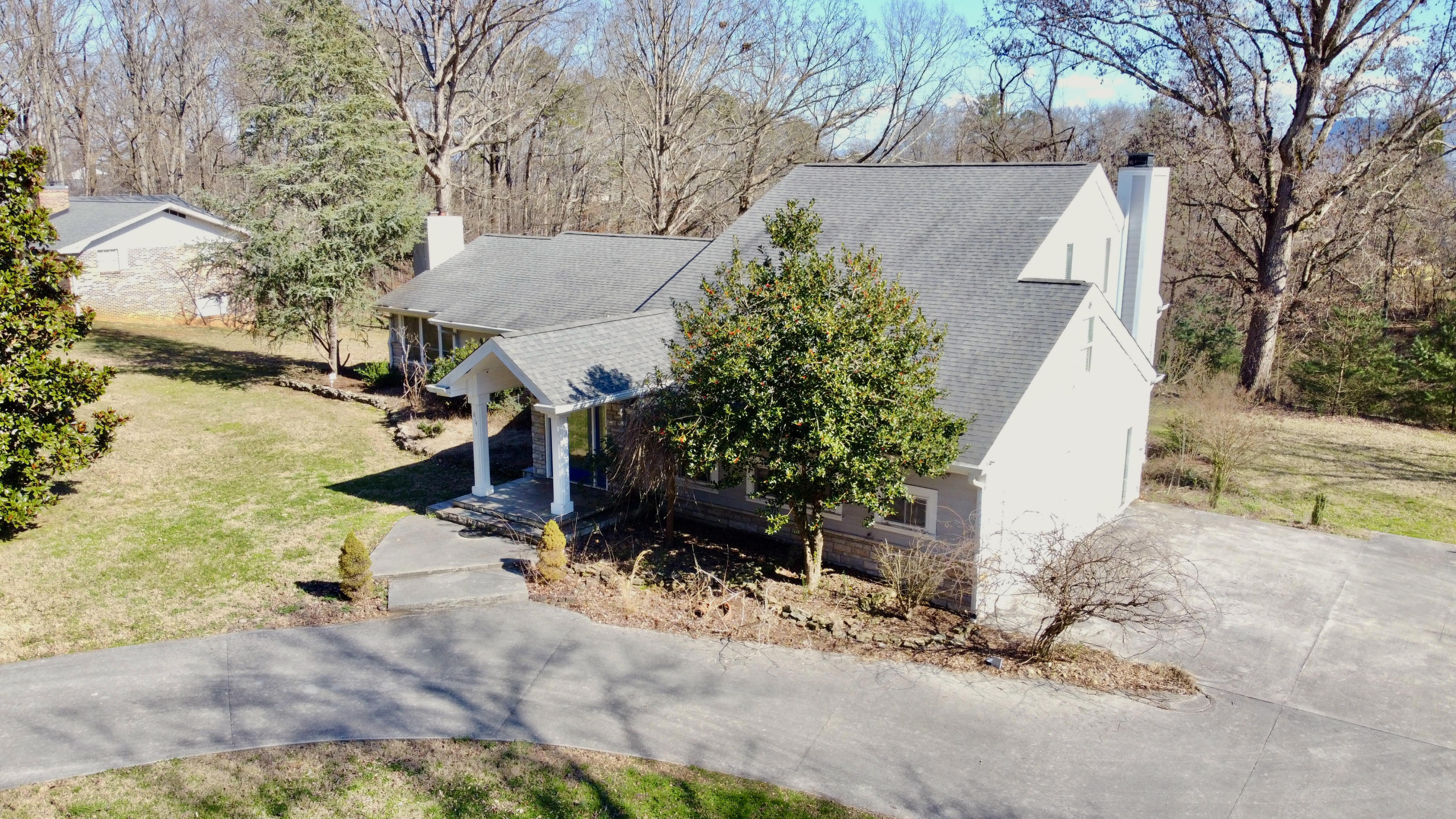 614 Chilhowee School Road Seymour, TN 37865 - Photo 4 of 40 B6E4C23F-492A-4ECA-9216-BA3D309B6122_1_2
