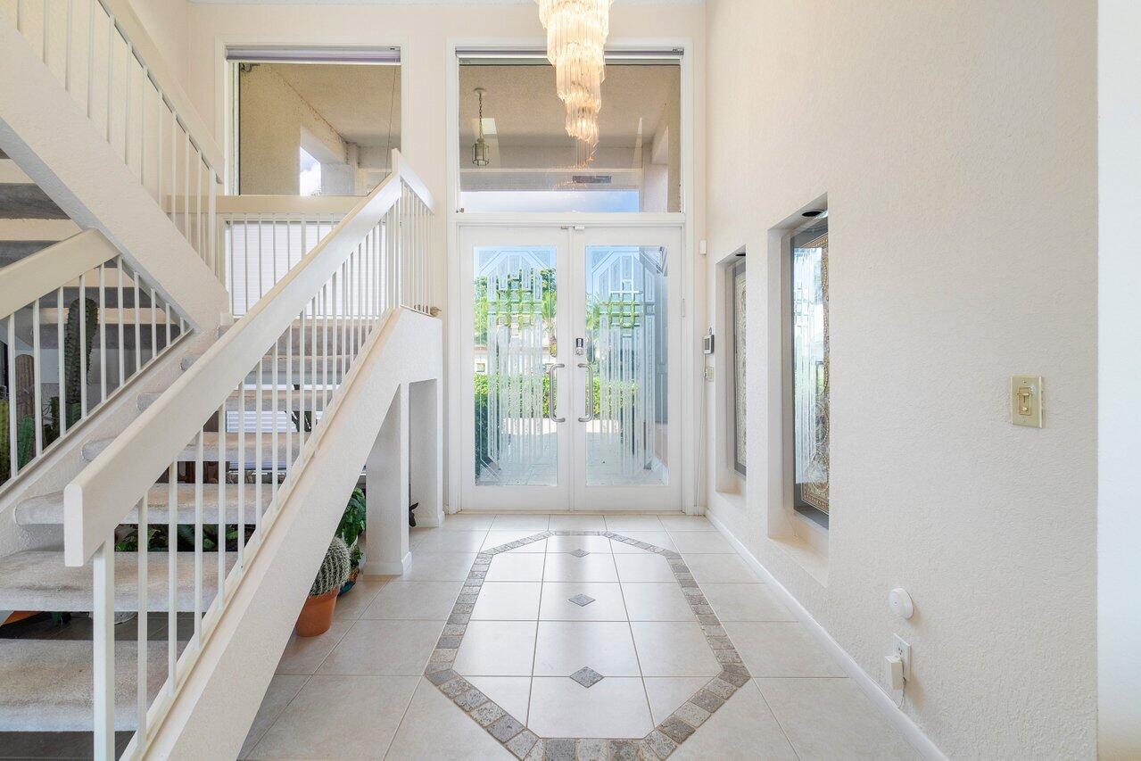 17570 Bocaire Way Boca Raton, FL 33487 - Photo 8 of 56 005-17570BocaireWay-BocaRaton-FL-33487-S