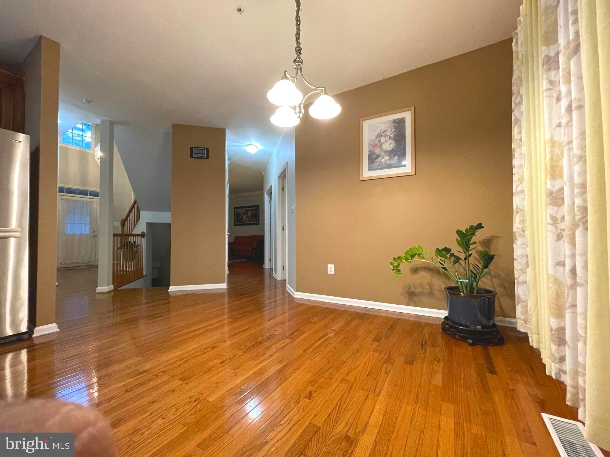 12207 Snowden Woods Road Laurel, MD 20708 - Photo 20 of 54 Breakfast area