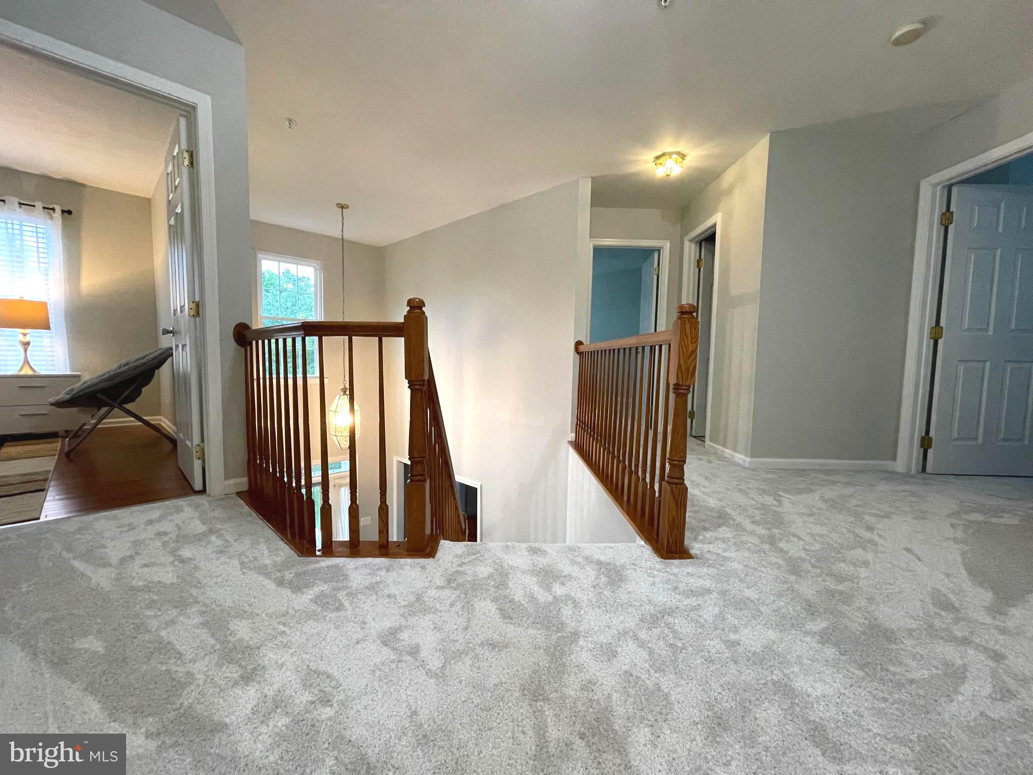 12207 Snowden Woods Road Laurel, MD 20708 - Photo 27 of 54 2nd floor Foyer