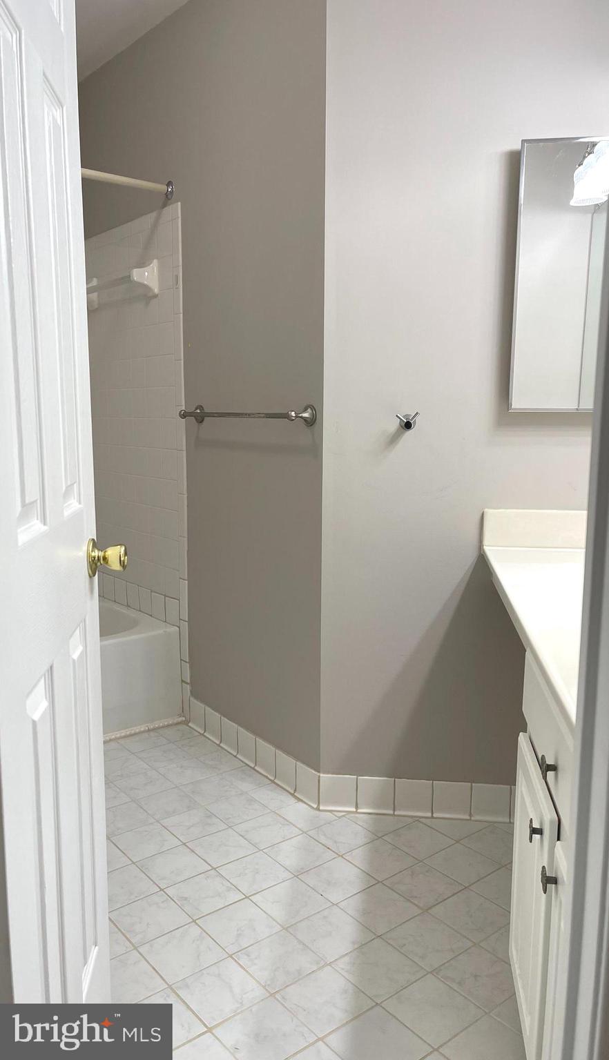 12207 Snowden Woods Road Laurel, MD 20708 - Photo 42 of 54 Full bath