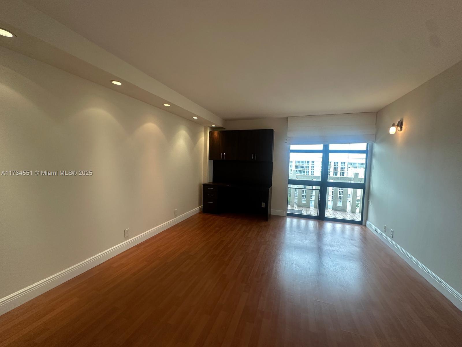 1121 Crandon Boulevard, Unit E904 Key Biscayne, FL 33149 - Photo 17 of 21