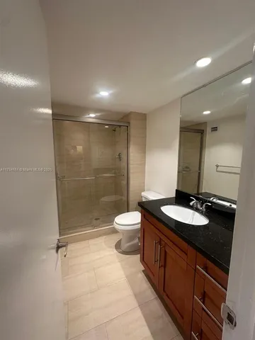 $5,950 | 1121 Crandon Boulevard, Unit E904, Key Biscayne, FL 33149