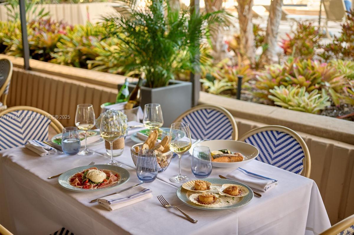 1121 Crandon Boulevard, Unit E904 Key Biscayne, FL 33149 - Photo 5 of 21 Restaurant Toscana Mare
