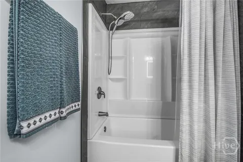 $200,000 | 979 B Pineland Avenue, Hinesville, GA 31313