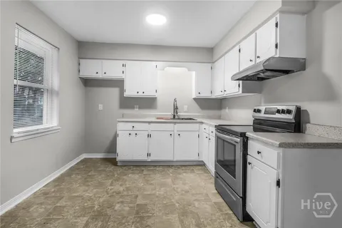 $200,000 | 979 B Pineland Avenue, Hinesville, GA 31313